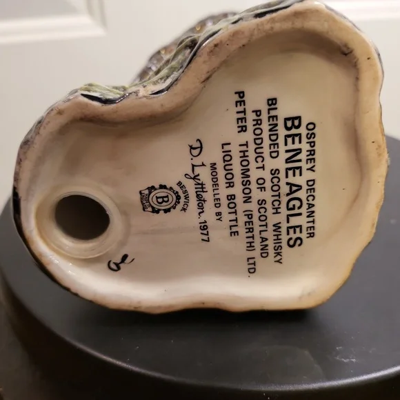 Beswick England Osprey Beneagles Whiskey Decanter by D. Lyttleton - Picture 8 of 11